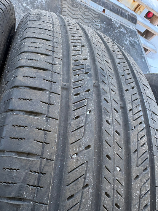 2 pneus d ete 255/60r19 kumho en bon etat
