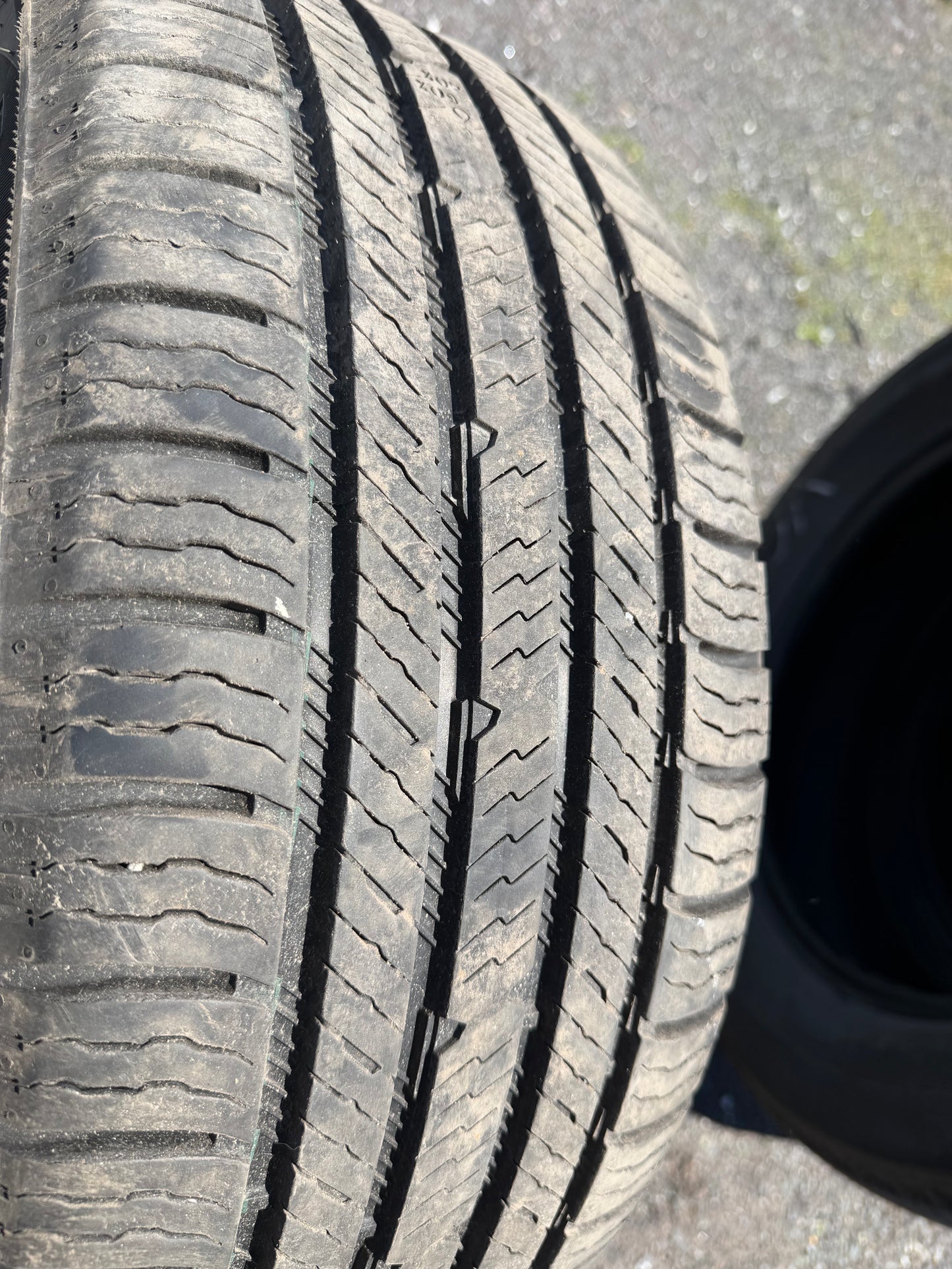 1 pneu d ete 215/45r17 nokian a l etat neuf