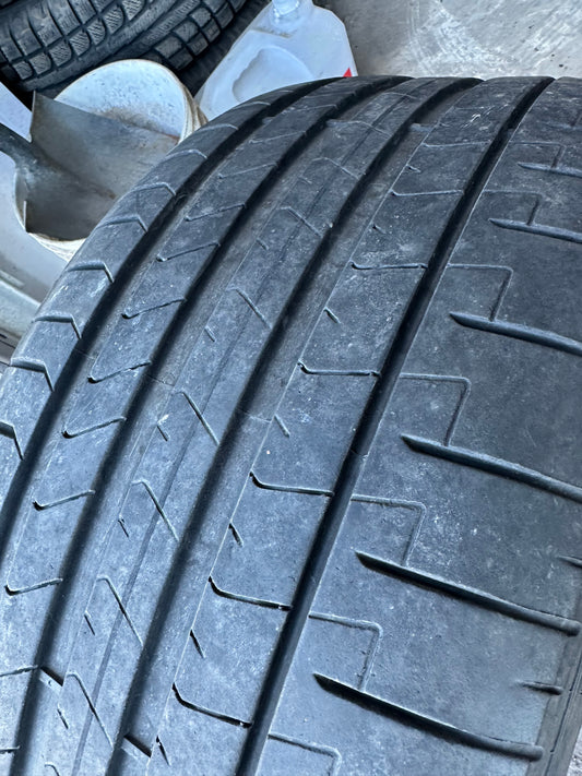 1 pneu d ete 255/35r21 pirelli en bon etat
