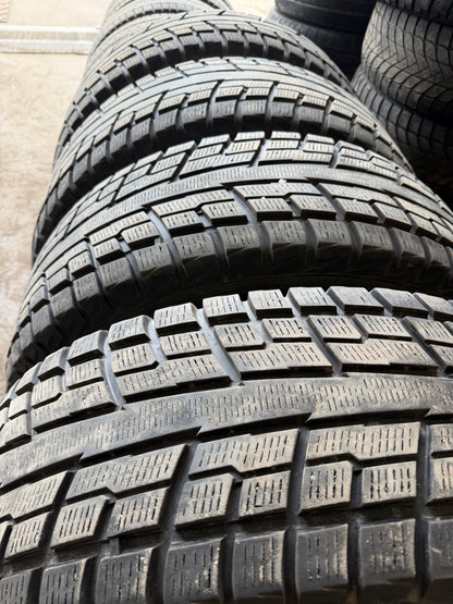 4 pneus d hiver 265/70r17 Yokohama a l etat neuf