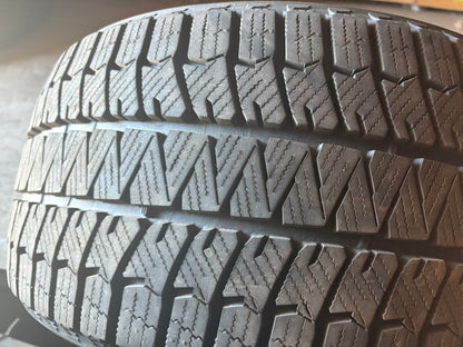 1 pneu d hiver 255/35r18 bridgestone a l etat neuf