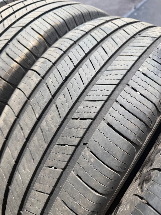 4 pneus d ete 215/55r17 michelin en tres bon état