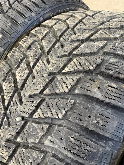 4 pneus d hiver 225/40r18 sailum a l etat neuf