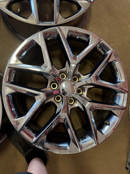 4 mags d origine cadillac escalade neufs 22 pouces 6x139.7 en liquidation