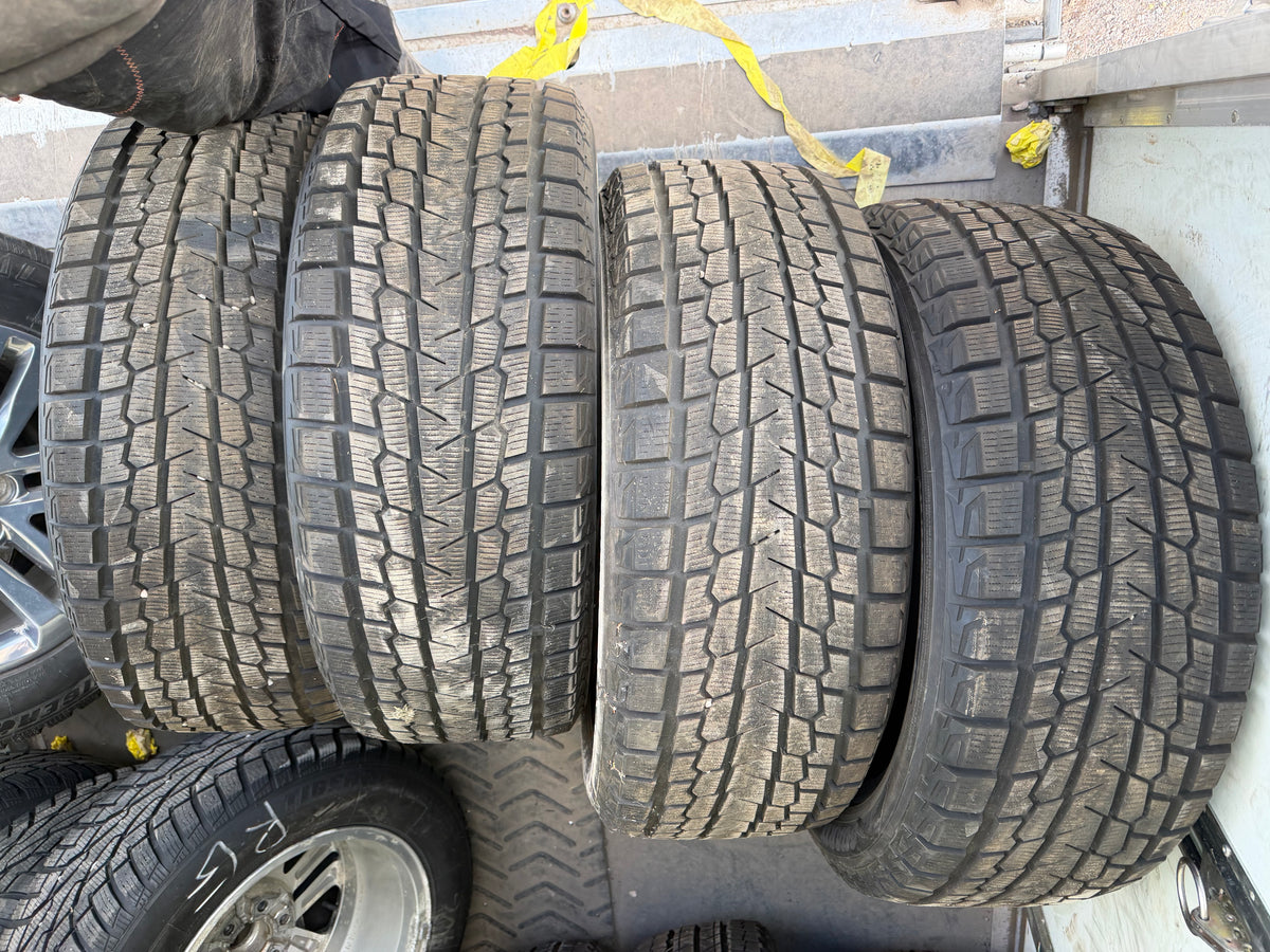 4 pneus d hiver 245/50r20 Yokohama a l état neuf