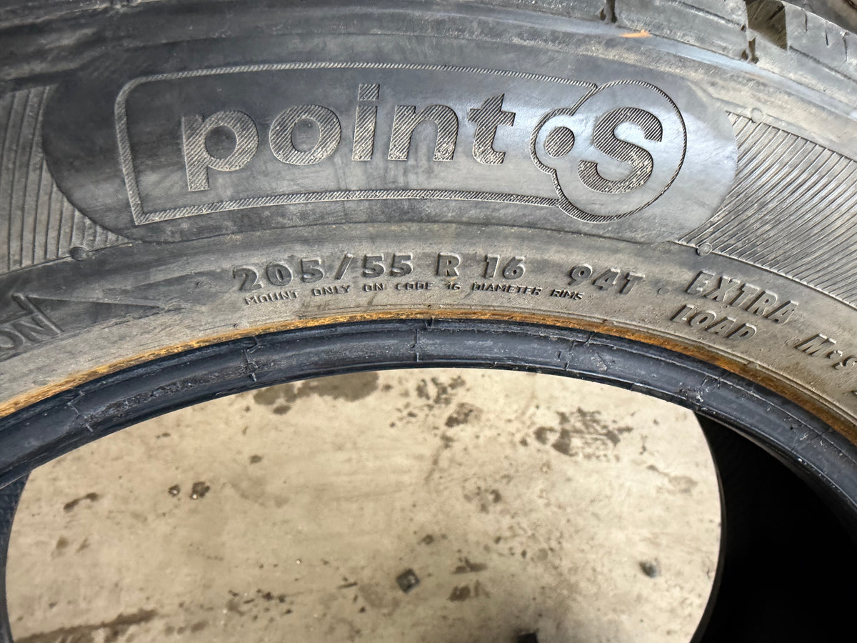 4 pneus d hiver 205/55r16 points s en tres bon état