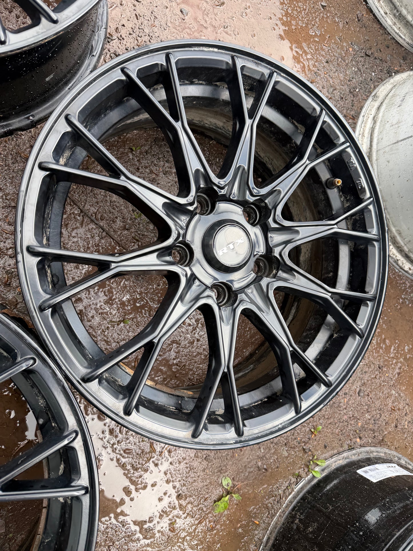 4 mags rtx 16 pouces 5x114.3 a l état neuf