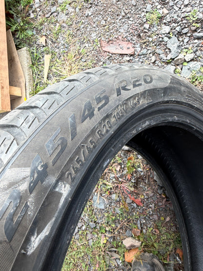 4 pneus d hiver 245/45r20 pirelli run flat
