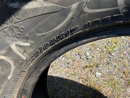 4 pneus d hiver 225/65r17 polartrax a clou en bon etat