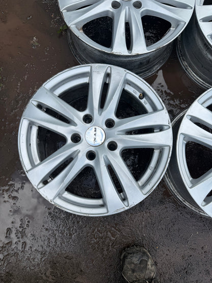 4 mags rtx 16 pouces 5x114.3 en bon etat