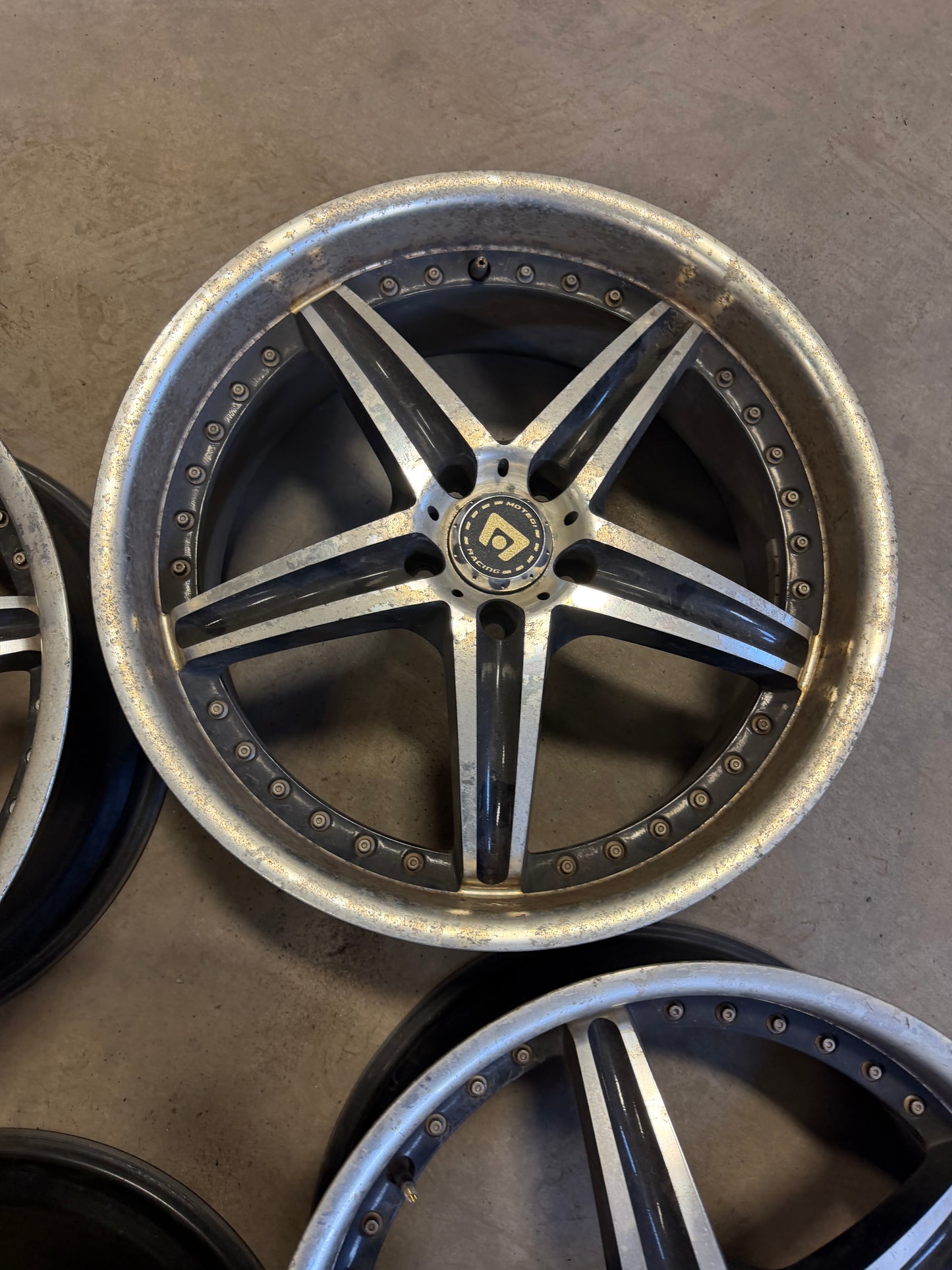 4 mags 20 pouces 5x114.3 en bon etat
