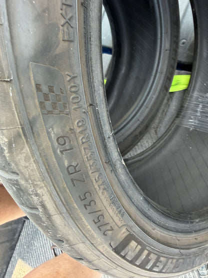 4 pneus d ete 2x 245/40r19 et 2x 275/40r19 michelin a l état neuf