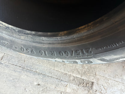 1 pneu d hiver 215/60r16 general