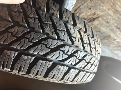 1 pneus d hiver neuf 225/65r17 good year