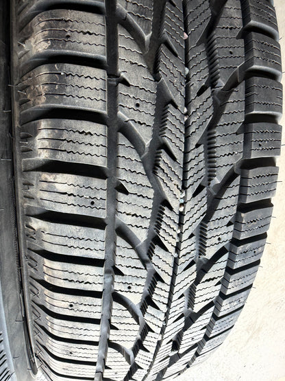 4 pneus d hiver 225/65r17 firestone a l état neuf