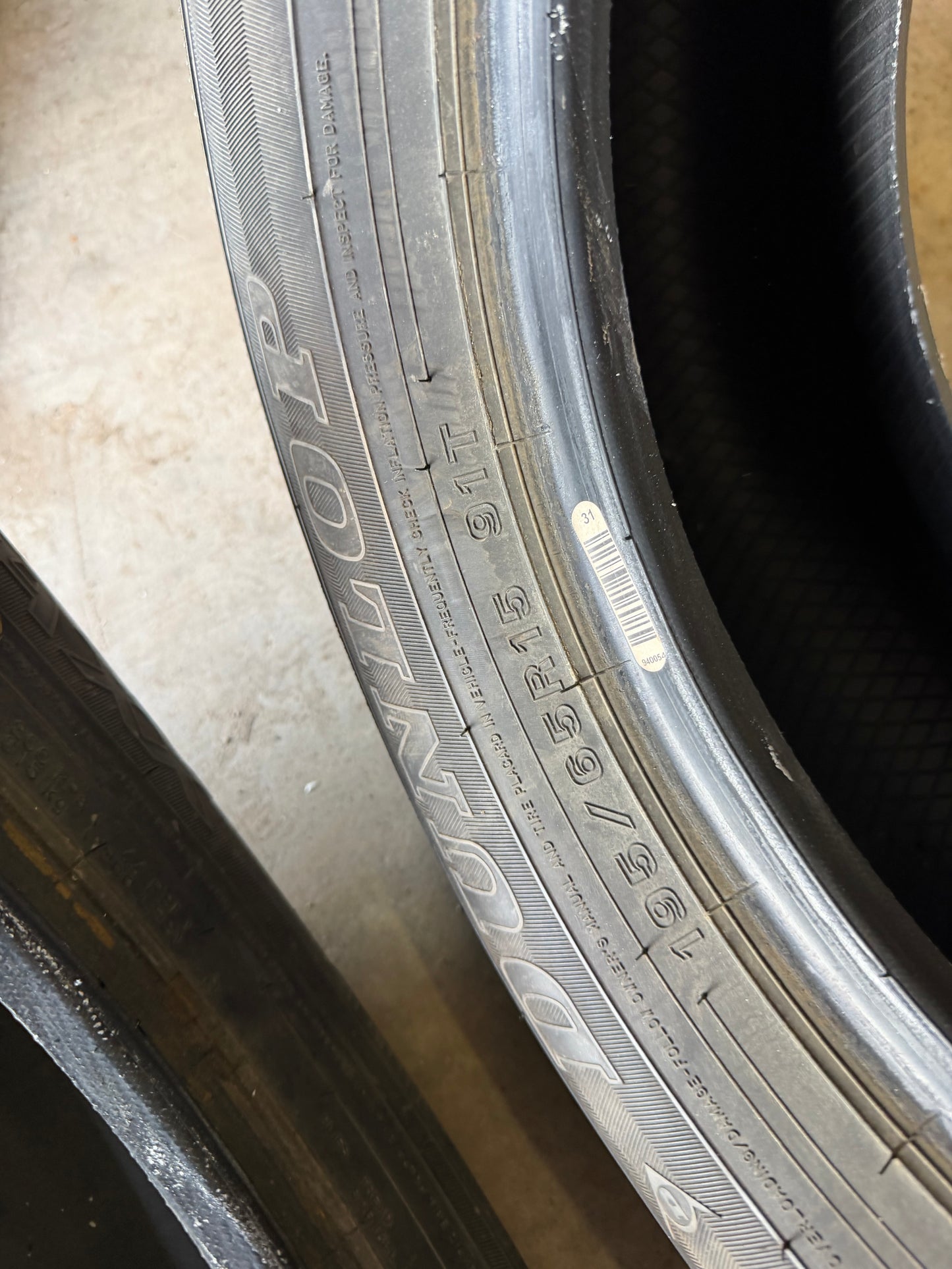 4 pneus d hiver 195/65r15 dunlop a l etat neuf