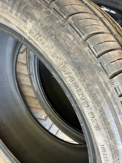 4 pneus d ete 2x 235/40r19 et 2x 265/35r19 Bridgestone