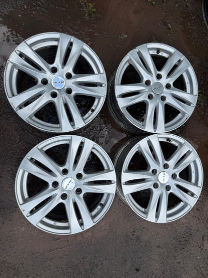 4 mags rtx 16 pouces 5x114.3 en bon etat