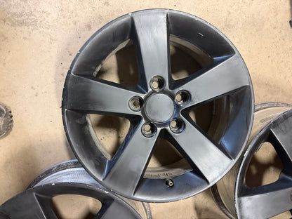 4 mags honda 16 pouces 5x114.3 en bon état