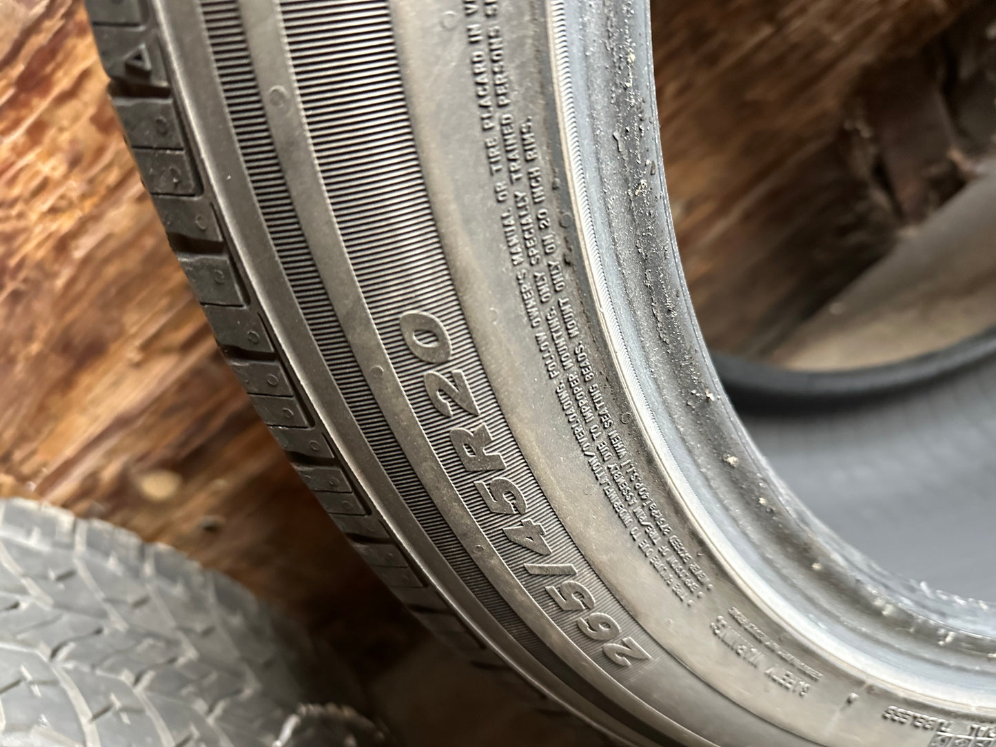 1 pneu d’été 265/45r20 nexen en très bon état