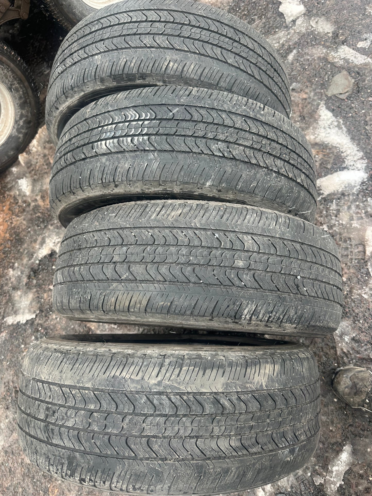 4 pneus d ete 215/55r17 michelin