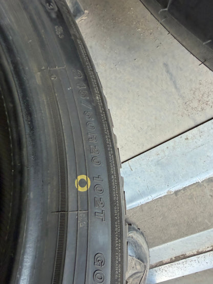 4 pneus d hiver 245/50r20 Yokohama a l état neuf