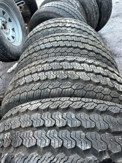 4 pneus d ete lt 235/65r16 continental 10 plies a l etat neuf