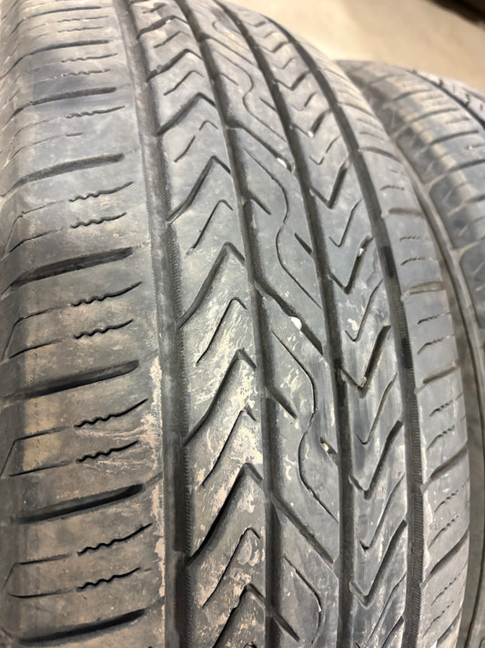 4 pneus d ete 225/60r18 toyo a l etat neuf