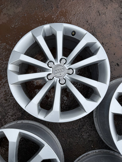 4 mags audi 18 pouces 5x112 a l état neuf