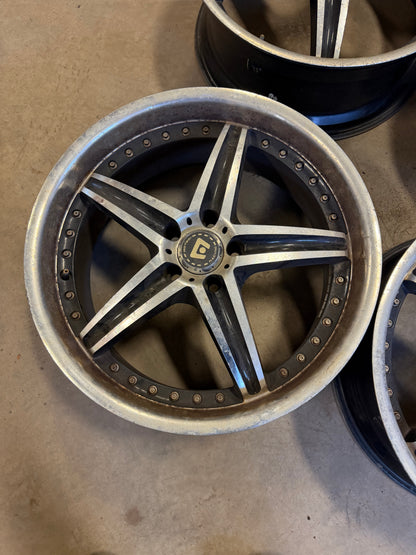 4 mags 20 pouces 5x114.3 en bon etat