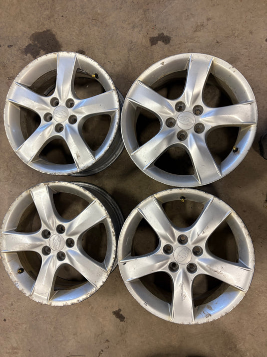 4 mags 16 pouces subaru  5x100