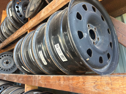 4 roues d acier 17 pouces 5x110 en tres bonne état