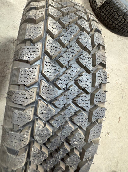 1 pneu d hiver neuf 205/60r15 kelly