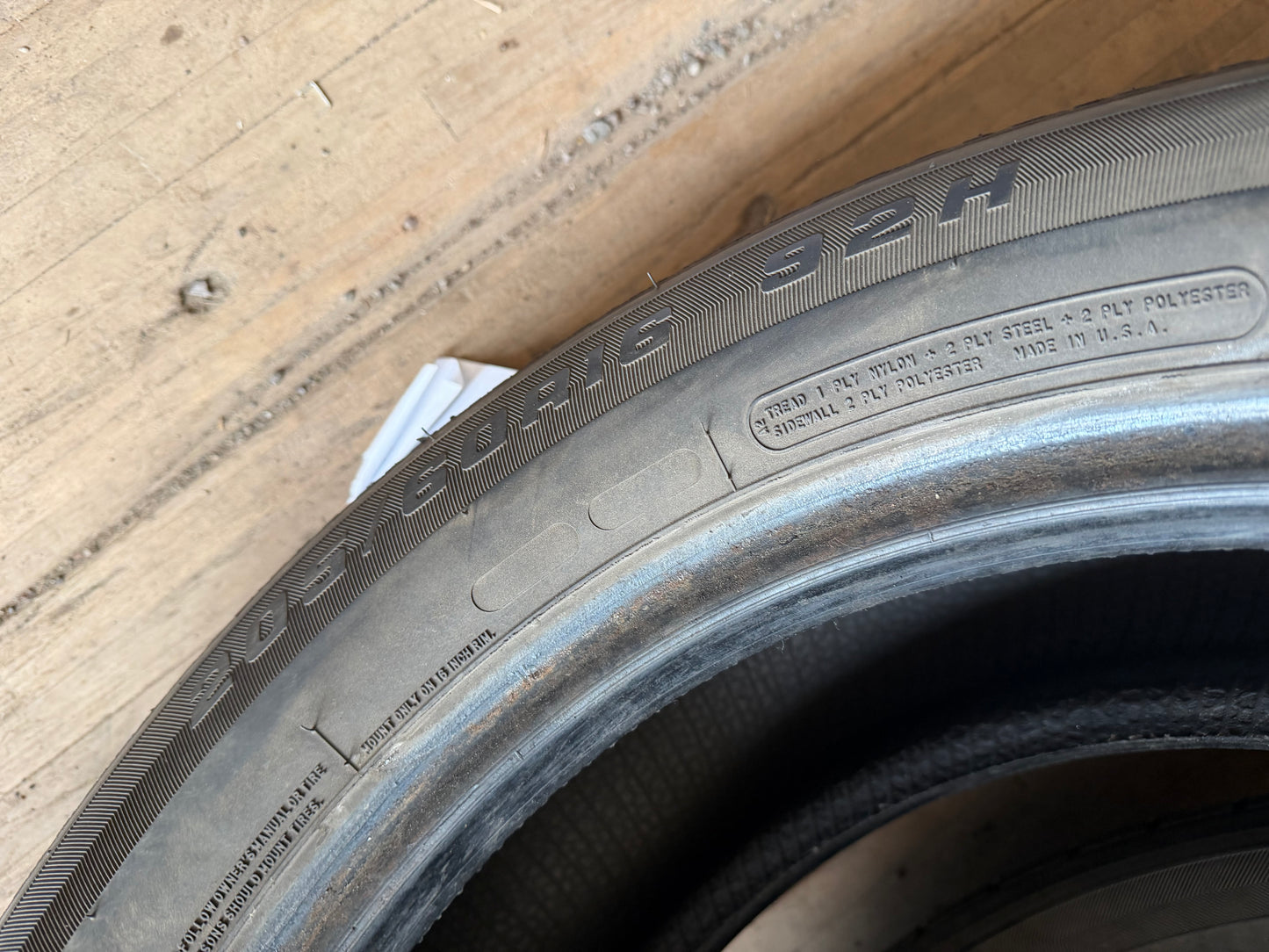 1 pneu d ete 205/60r16 motomaster en bon etat