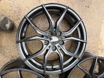4 mags d origine kia 17 pouces 5x114.3 avec valves tpms